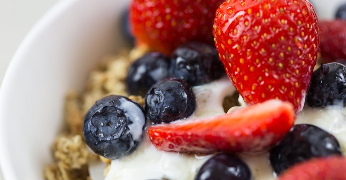 Bol de desayuno saludable con frutas